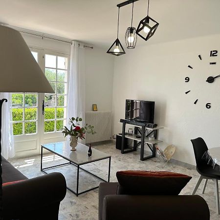 Villa Entiere Au Calme Dans Village Provencal ペメナード エクステリア 写真