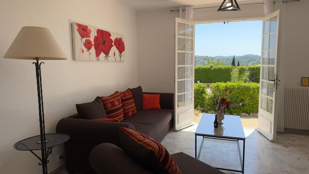 Villa Entiere Au Calme Dans Village Provencal ペメナード エクステリア 写真