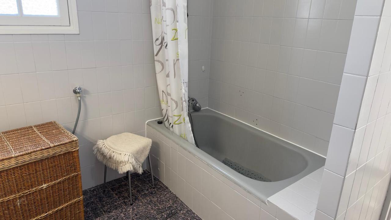 Villa Entiere Au Calme Dans Village Provencal ペメナード エクステリア 写真
