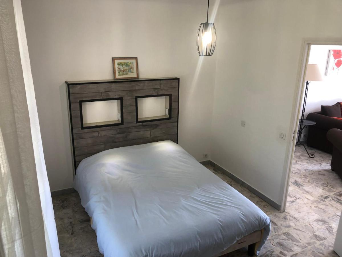 Villa Entiere Au Calme Dans Village Provencal ペメナード エクステリア 写真